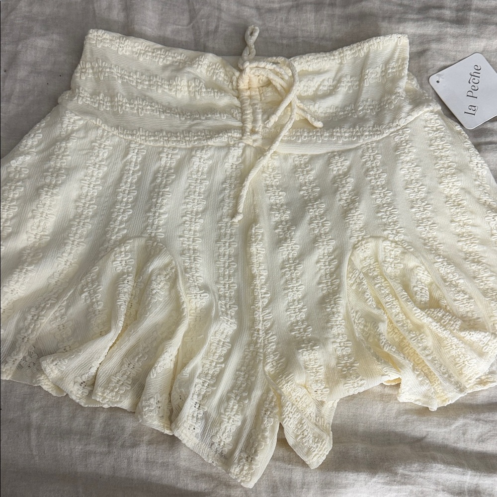 Cream Lace Women Shorts